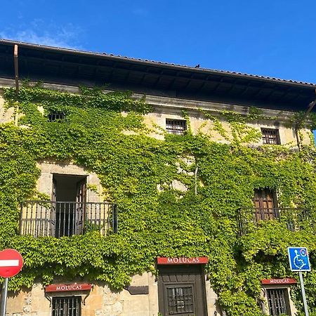 Apartamento Gaudi Comillas Buitenkant foto
